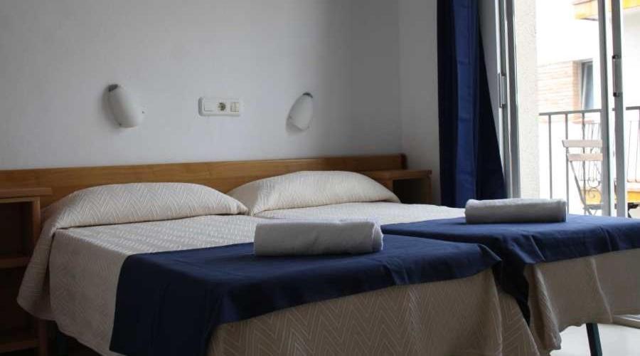 Residencia Sant Jordi Llancaホステル エクステリア 写真